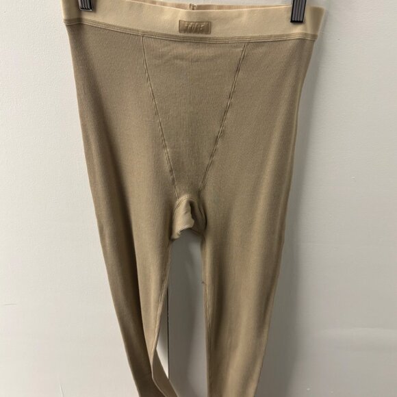 SKIMS Cotton RIB Legging - Picture 4 of 5